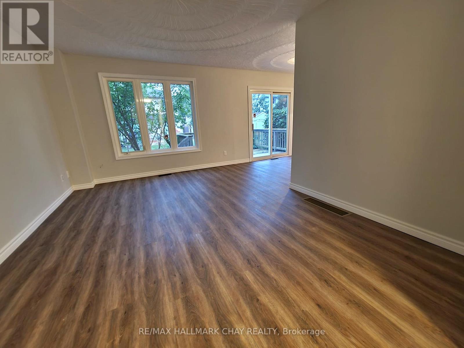 30 Orwell Crescent, Barrie, Ontario  L4N 6M6 - Photo 13 - S13617246