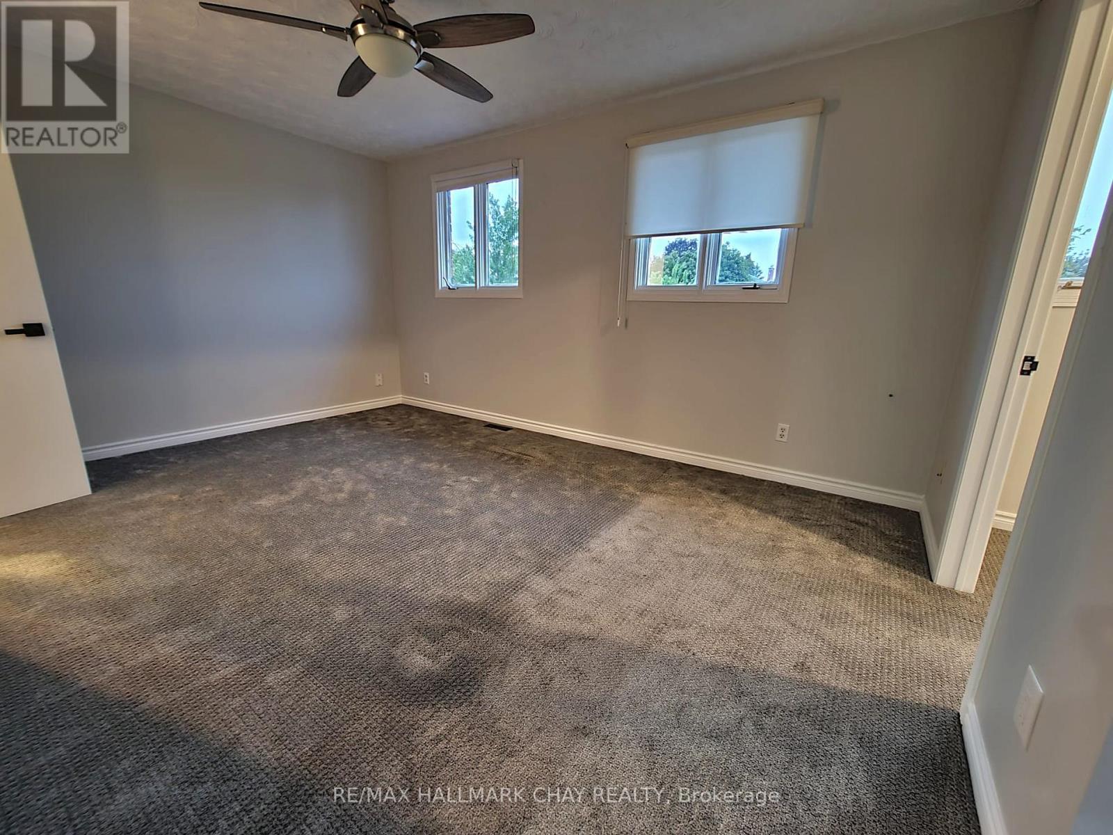 30 Orwell Crescent, Barrie, Ontario  L4N 6M6 - Photo 4 - S13617246