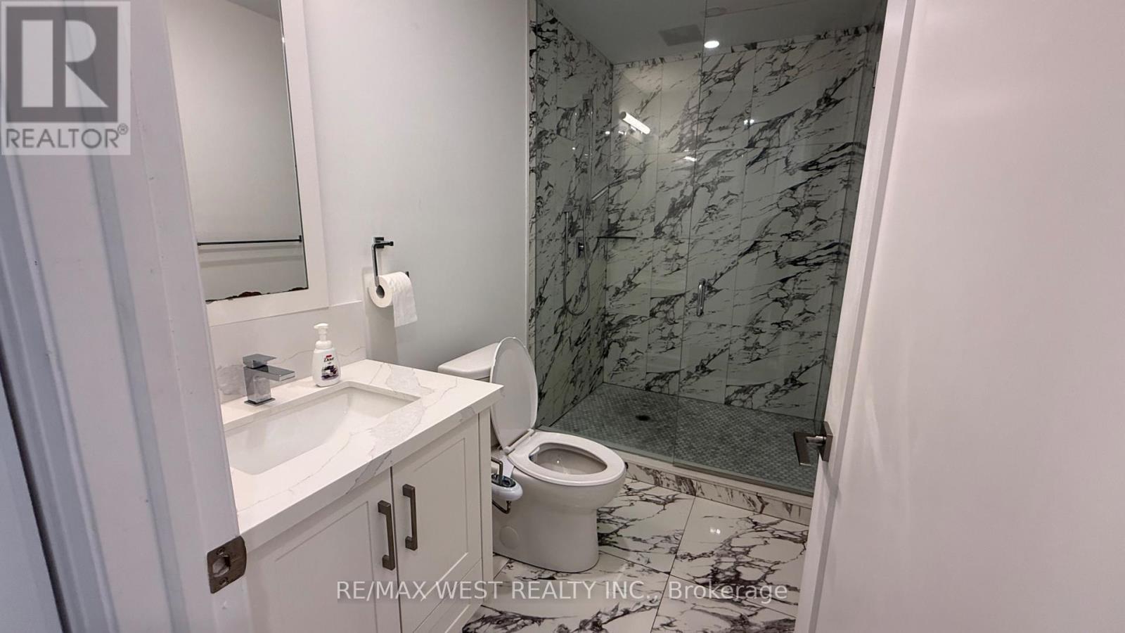 Lower - 21 Antonio Court, Toronto, Ontario  M9L 0A4 - Photo 11 - W13495982