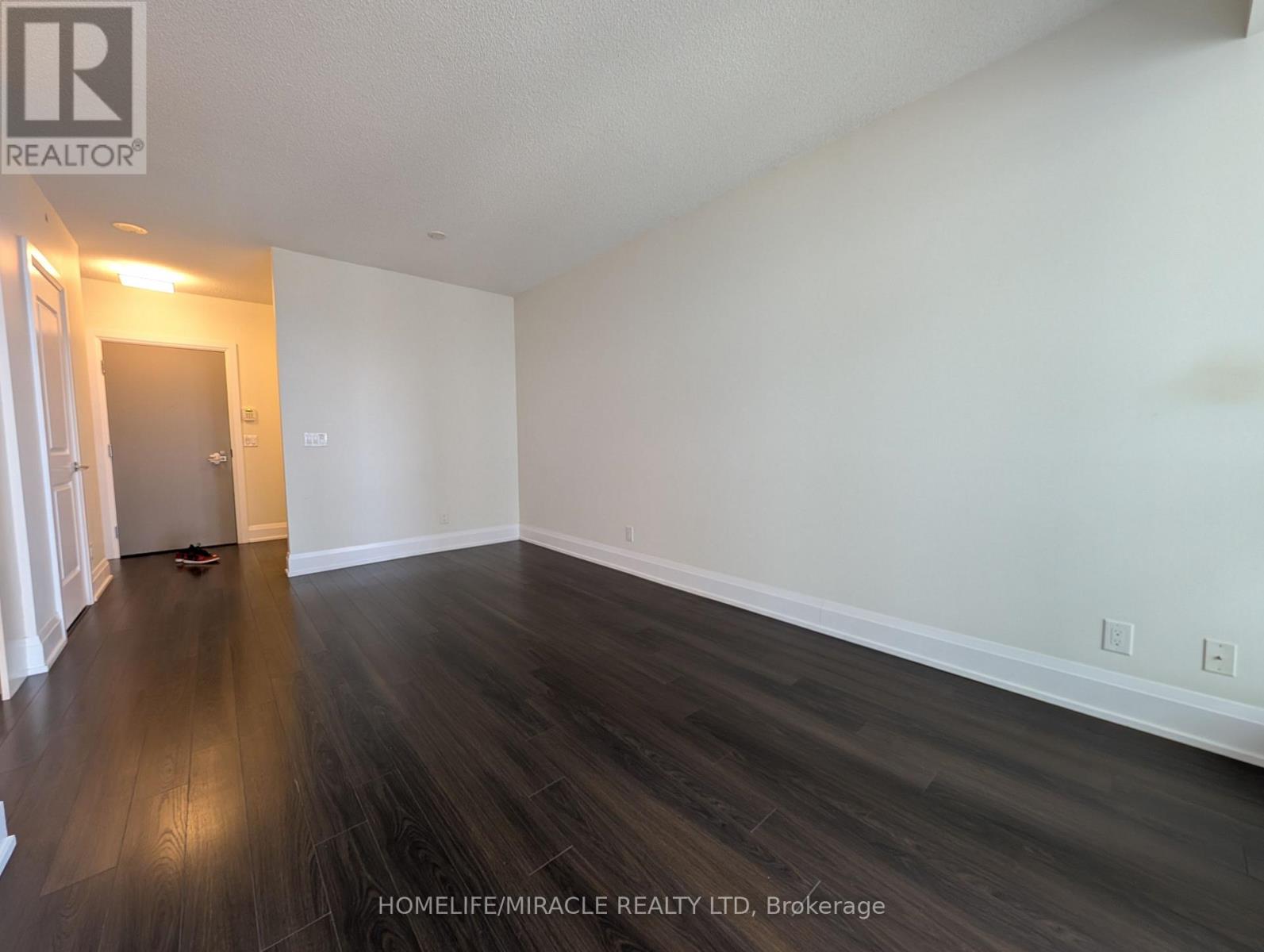 428 - 2 Old Mill Drive, Toronto, Ontario  M6S 0A2 - Photo 5 - W13617256