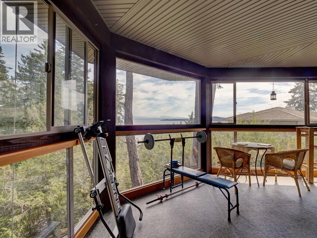 5475 Hydaway Place, Halfmoon Bay, British Columbia  V7Z 1B4 - Photo 23 - R3145775