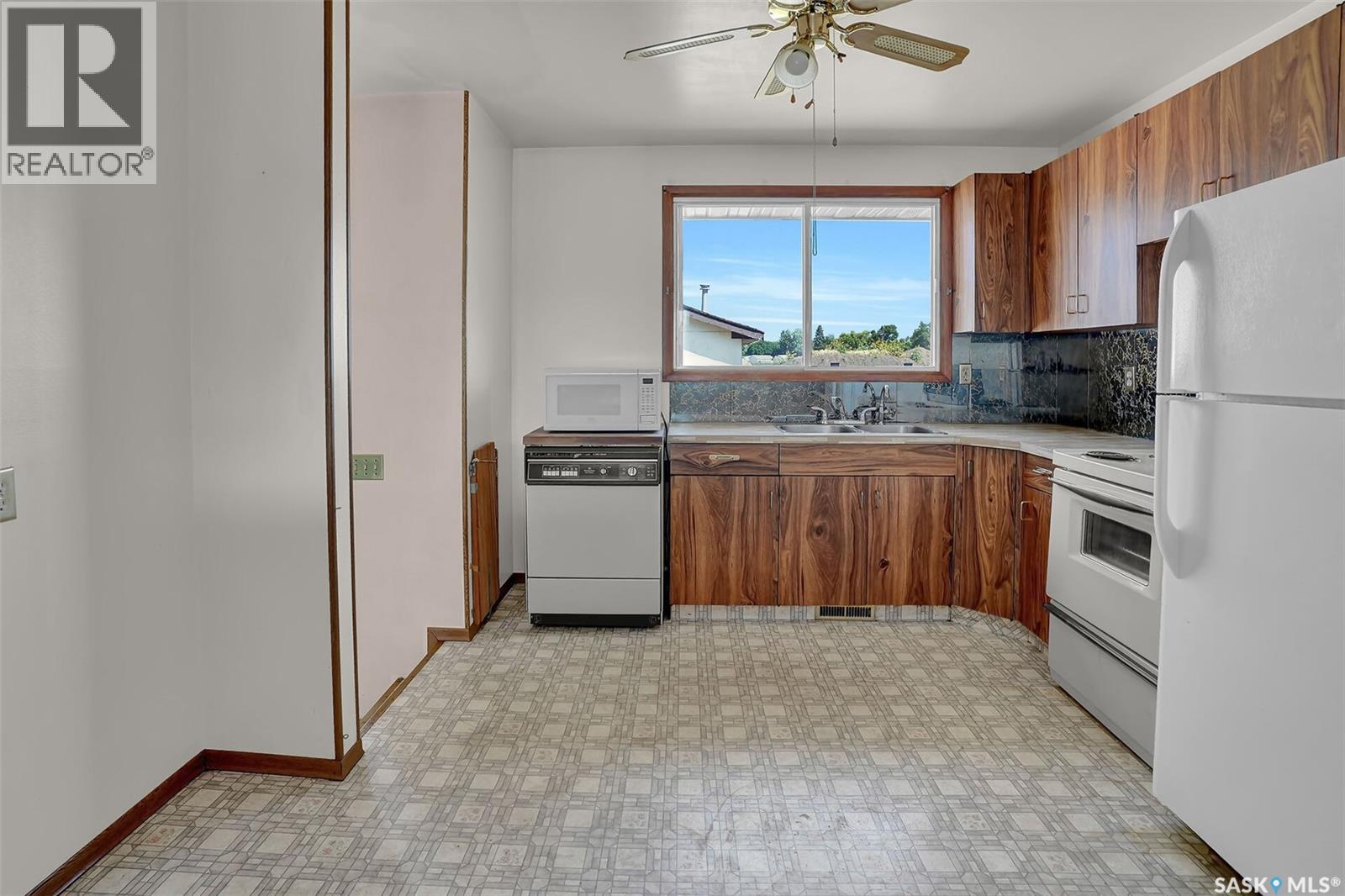 118 Read Avenue, Regina, Saskatchewan  S4T 6P8 - Photo 8 - SK043988