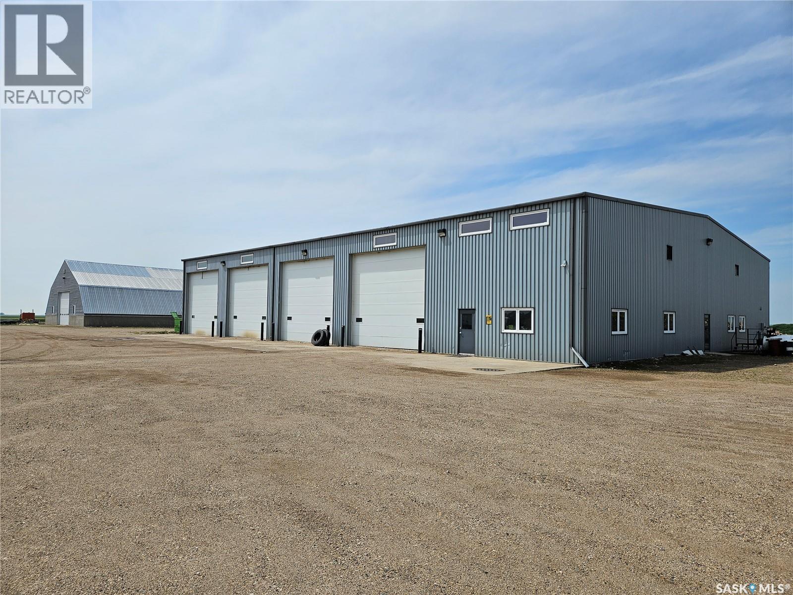 Carlyle Contracting Buildings & Land, Moose Mountain Rm No. 63, Saskatchewan  S0C 0R0 - Photo 8 - SK043984