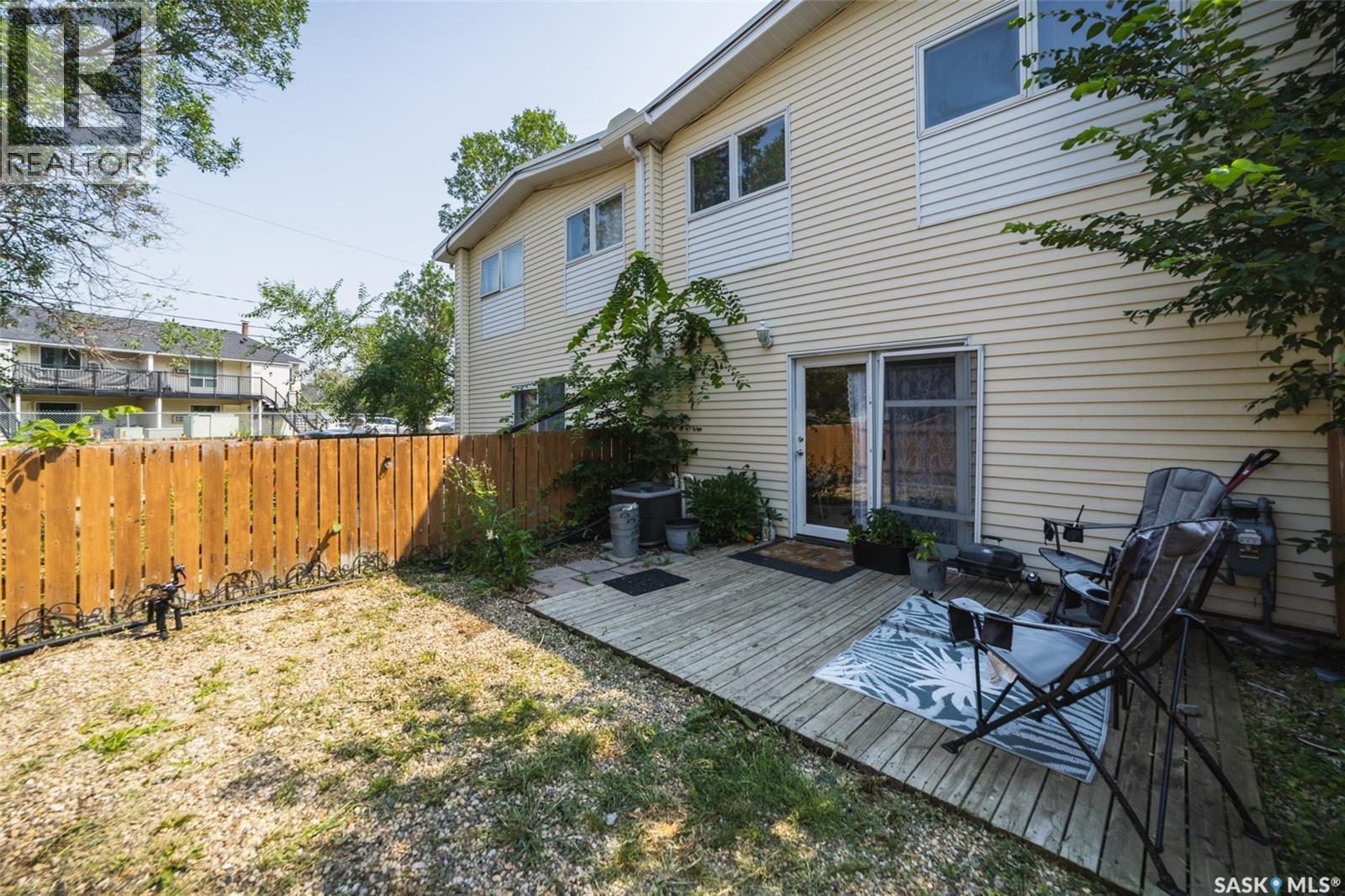 J 4216 Castle Road, Regina, Saskatchewan  S4S 4W1 - Photo 22 - SK043860