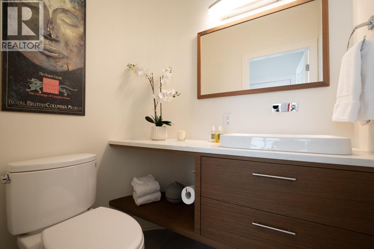 1989 W 13th Avenue, Vancouver, British Columbia  V6H 2H5 - Photo 10 - R3150876