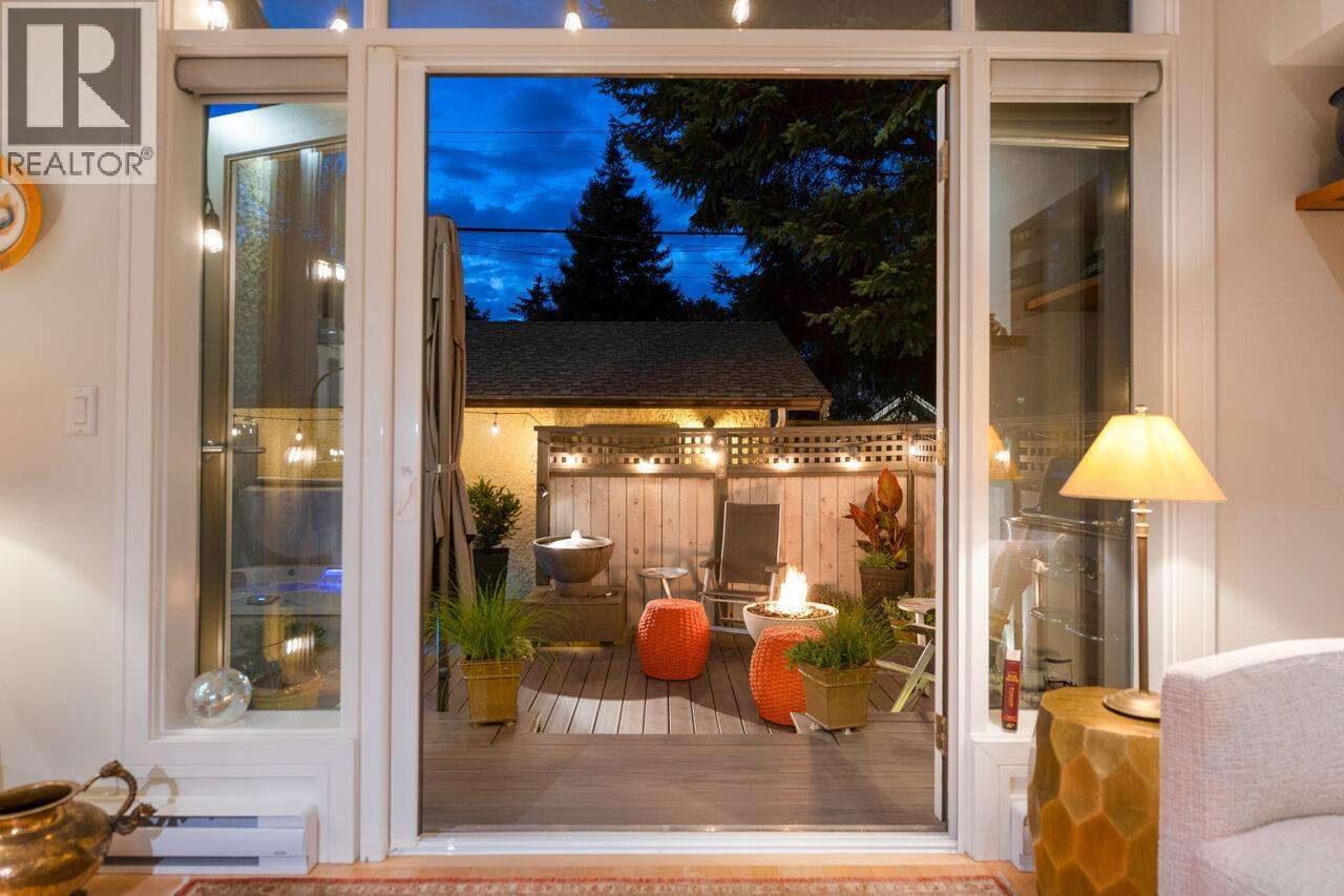 1989 W 13th Avenue, Vancouver, British Columbia  V6H 2H5 - Photo 2 - R3150876
