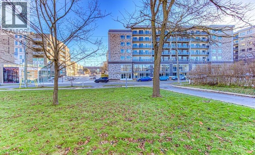 275 Larch Street Unit# 301b, Waterloo, Ontario  N2L 3R2 - Photo 2 - 40848705