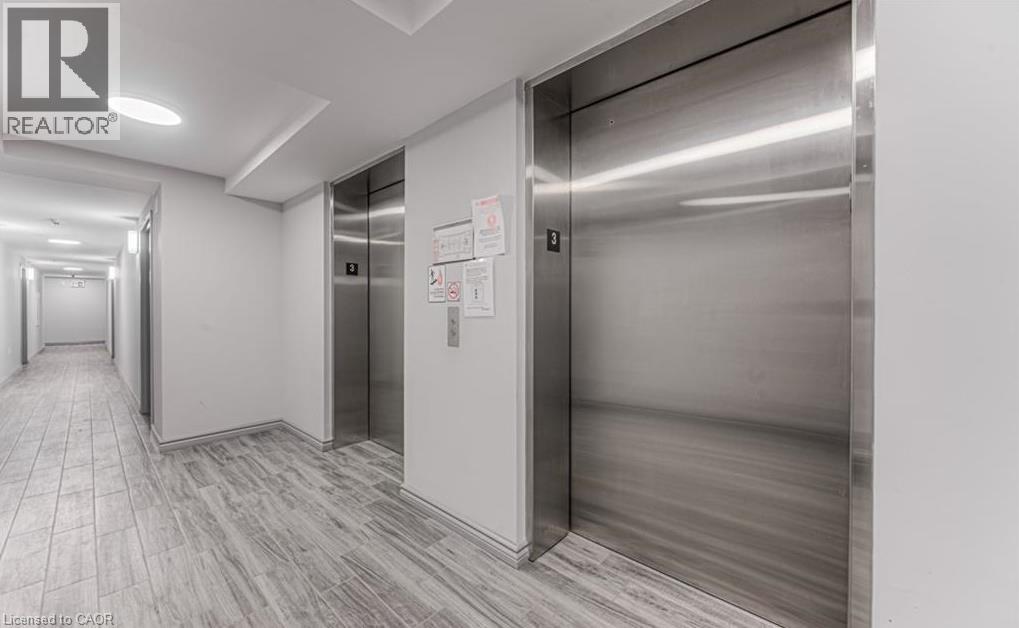 275 Larch Street Unit# 301b, Waterloo, Ontario  N2L 3R2 - Photo 3 - 40848705
