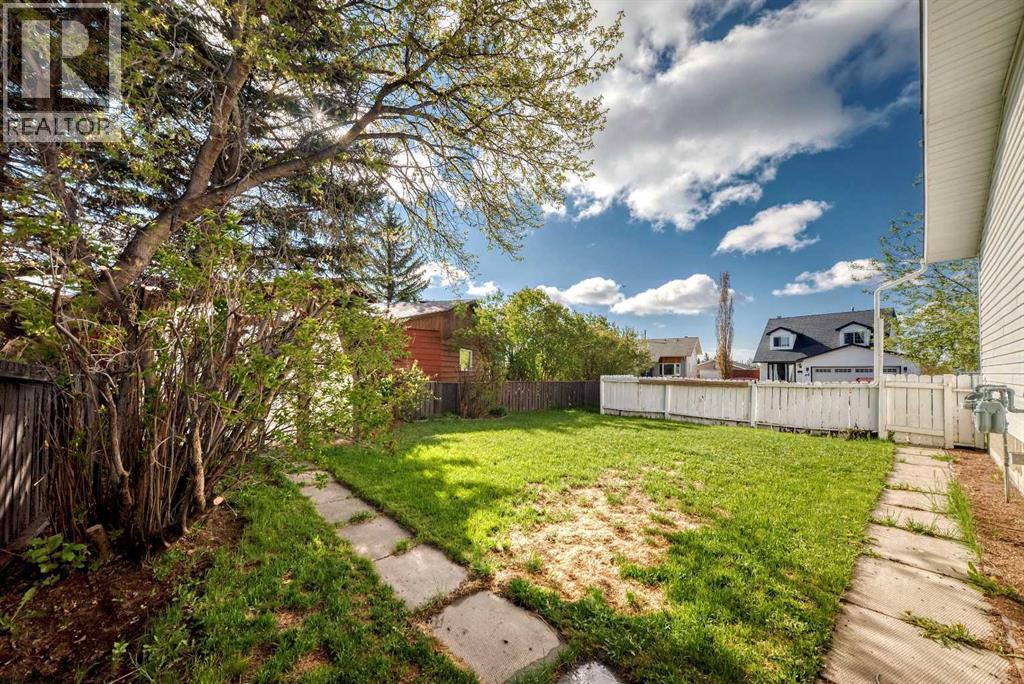 85 Rideau Close Sw, Airdrie, Alberta  T4B 1A7 - Photo 49 - A2310084