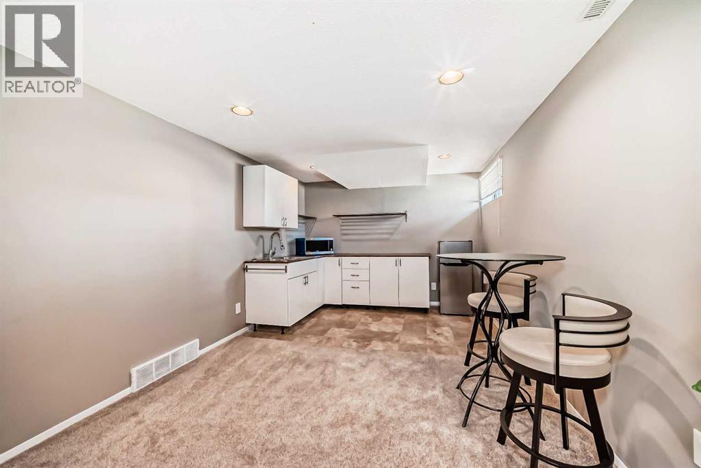 85 Rideau Close Sw, Airdrie, Alberta  T4B 1A7 - Photo 36 - A2310084