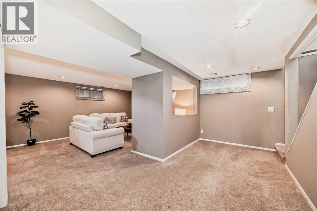85 Rideau Close Sw, Airdrie, Alberta  T4B 1A7 - Photo 34 - A2310084