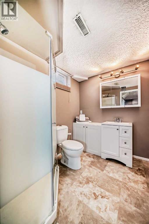 85 Rideau Close Sw, Airdrie, Alberta  T4B 1A7 - Photo 45 - A2310084