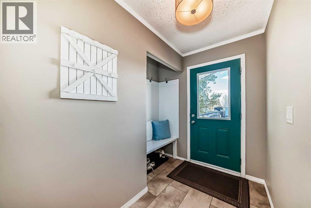 85 Rideau Close Sw, Airdrie, Alberta  T4B 1A7 - Photo 8 - A2310084
