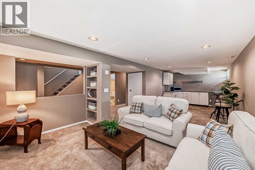 85 Rideau Close Sw, Airdrie, Alberta  T4B 1A7 - Photo 40 - A2310084