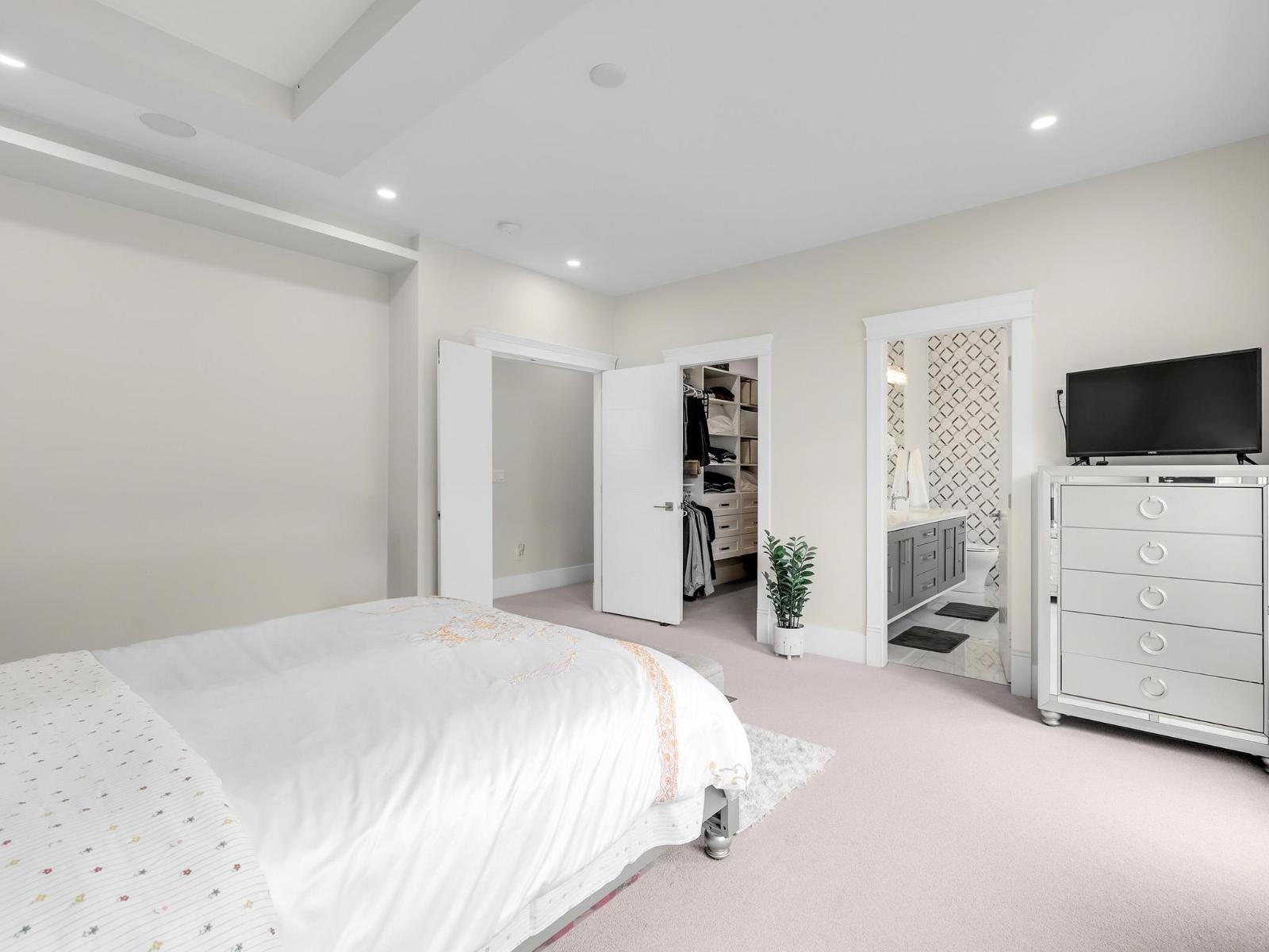 16643 18b Avenue, Surrey, British Columbia  V3Z 1A2 - Photo 17 - R3150123