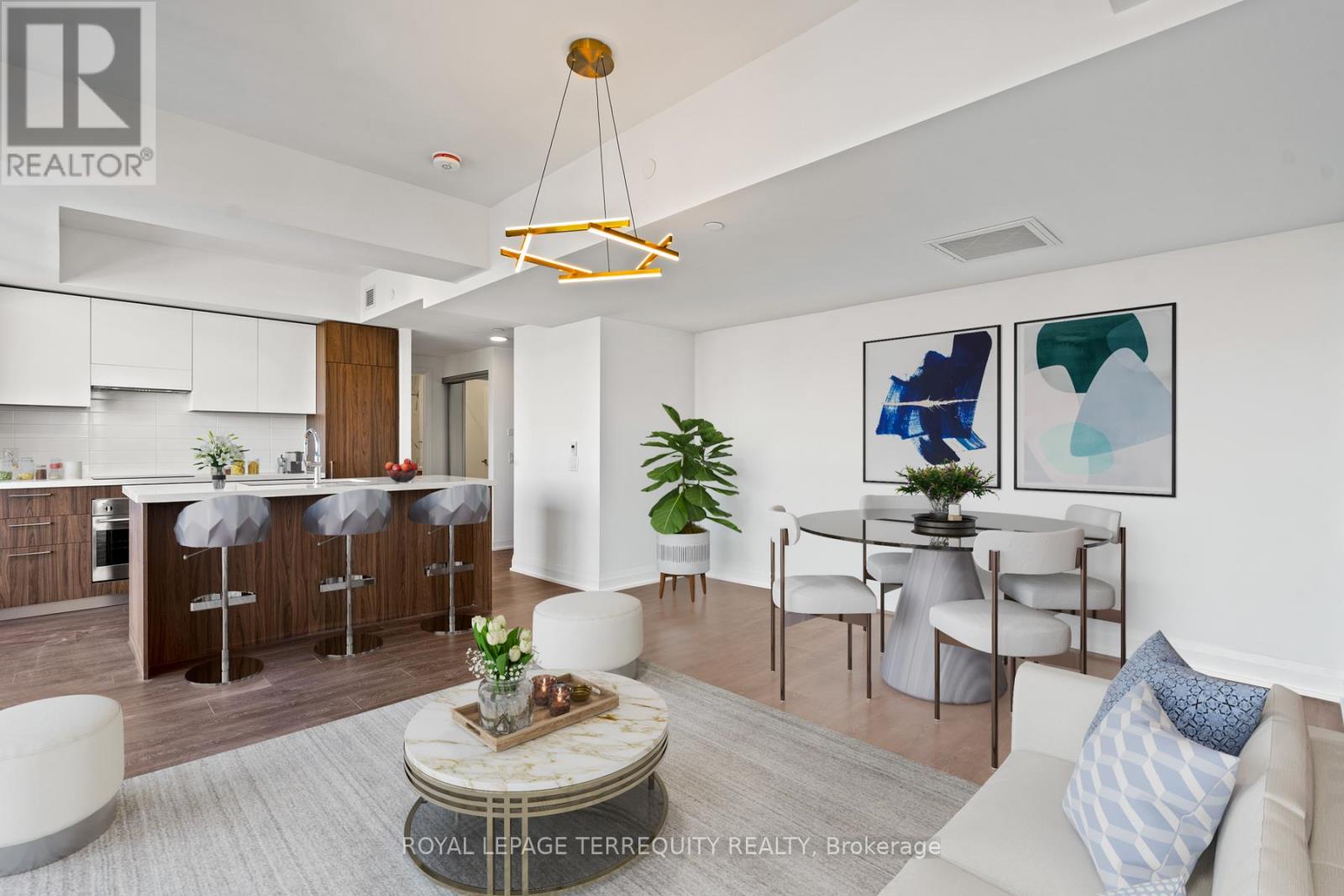 808 - 33 FREDERICK TODD WAY, Toronto, Ontario