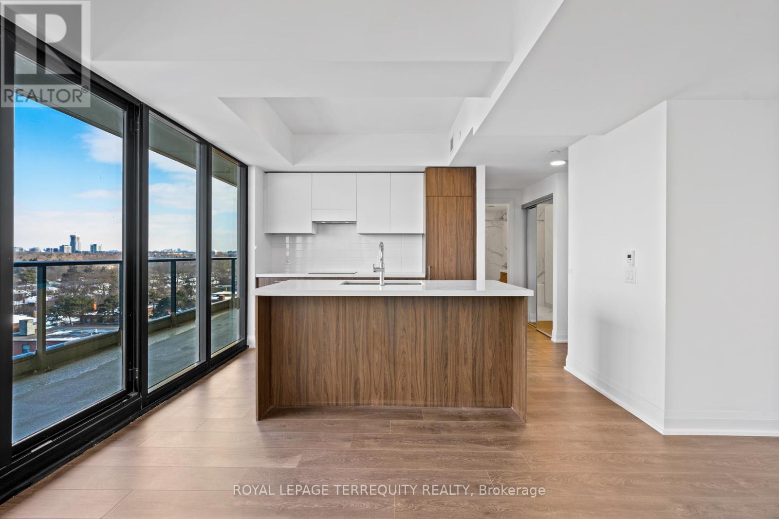 808 - 33 Frederick Todd Way, Toronto, Ontario  M4G 0C9 - Photo 7 - C13617346