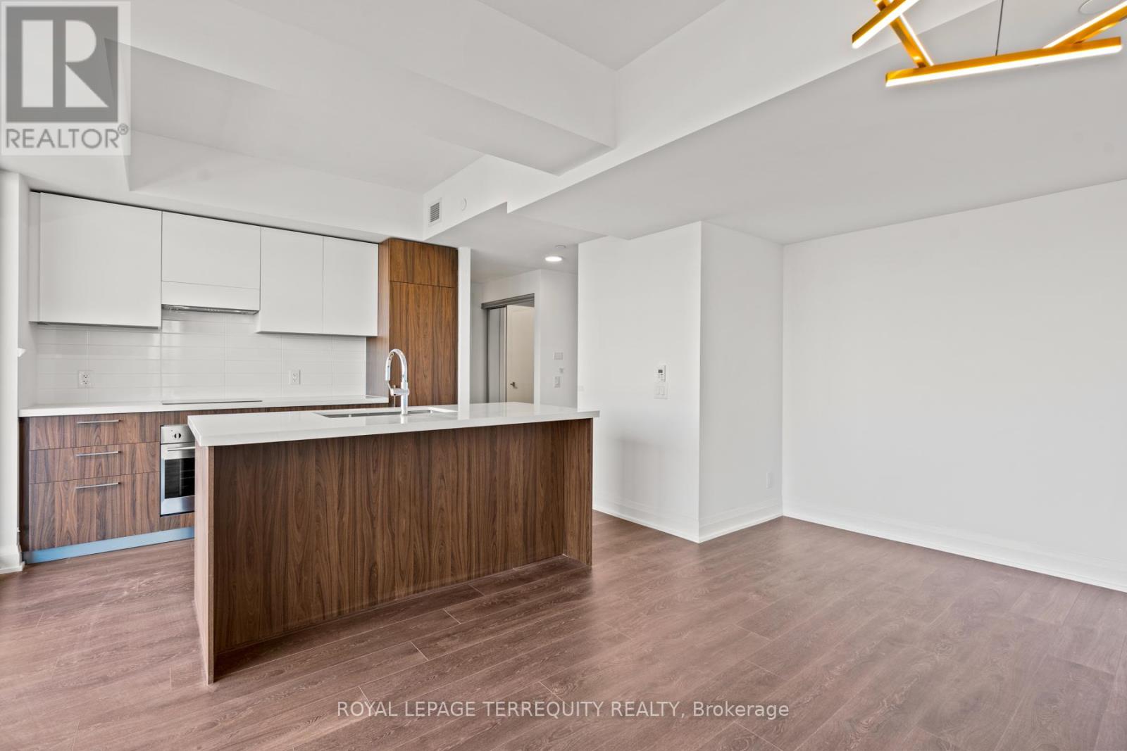 808 - 33 Frederick Todd Way, Toronto, Ontario  M4G 0C9 - Photo 9 - C13617346