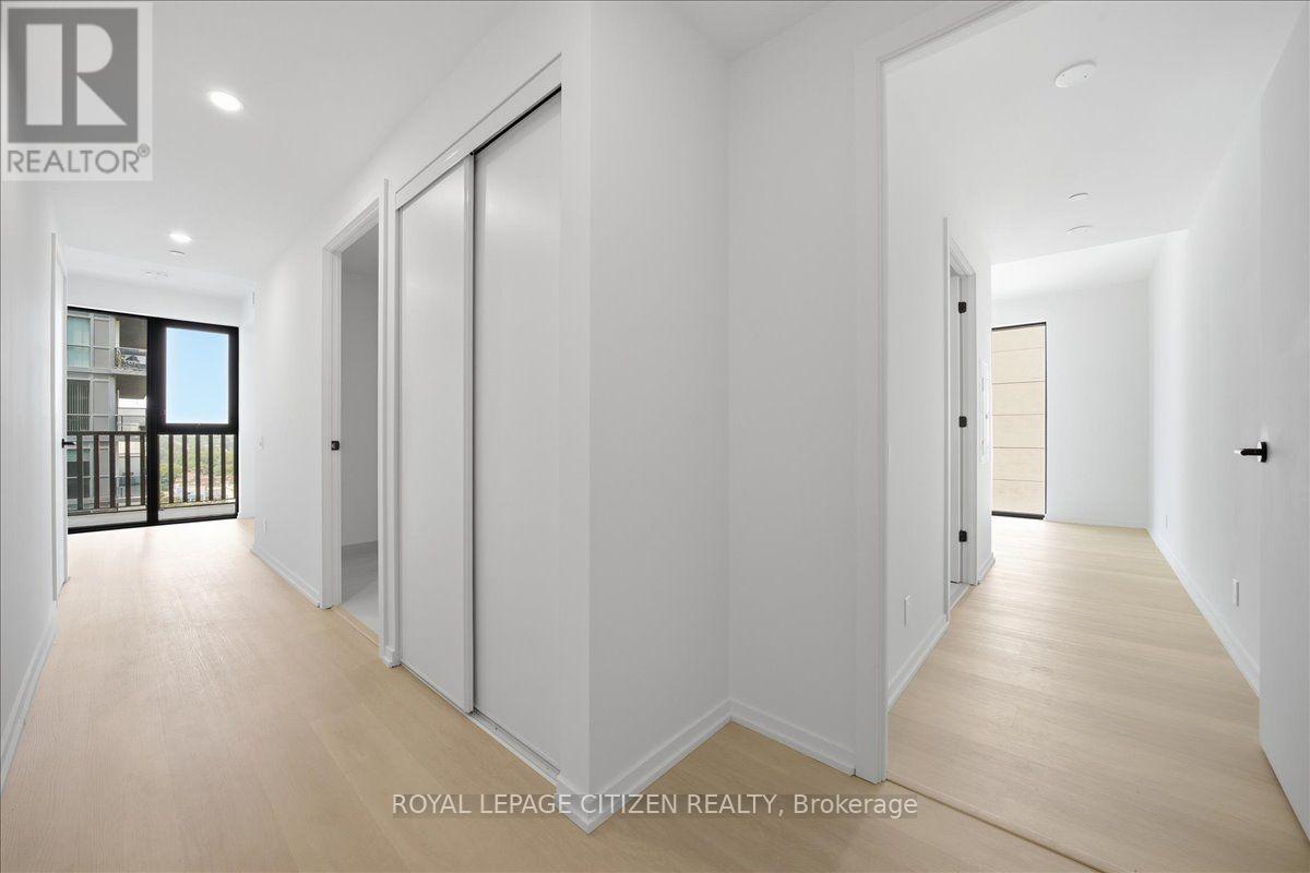 1602 - 109 Erskine Avenue, Toronto, Ontario  M4P 0C6 - Photo 3 - C13617372