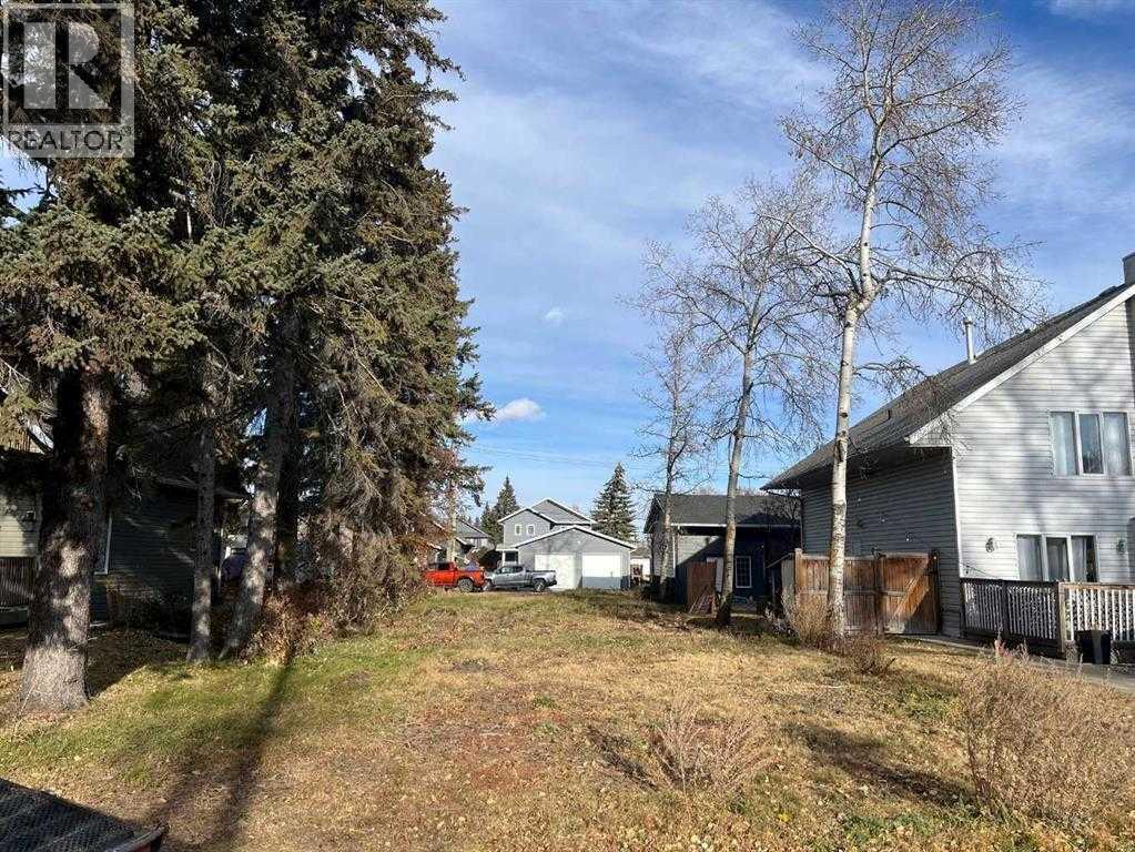 5027 35 Street, Sylvan Lake, Alberta  T4S 1B3 - Photo 2 - A2316165