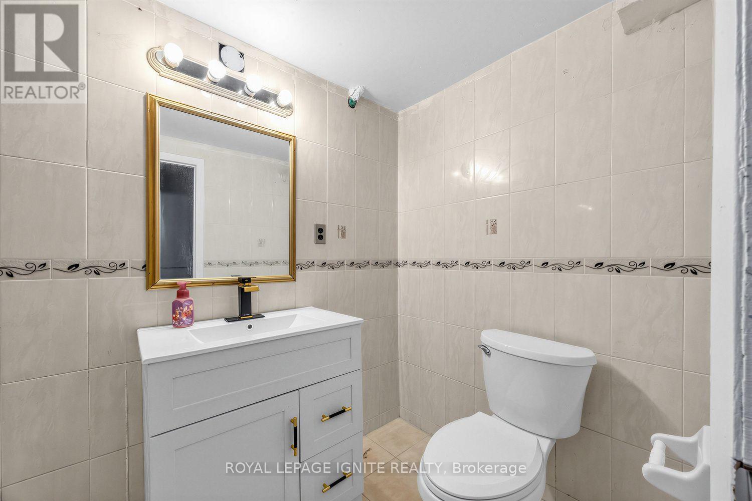 Bsmt - 61 Jarwick Drive, Toronto, Ontario M1H 2H1 - Photo 23 - E13617426