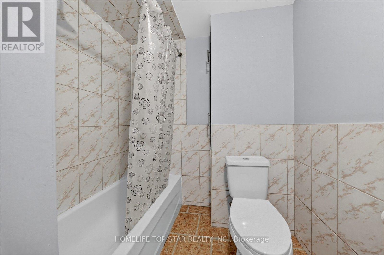 7 Littleborough Court E, Toronto, Ontario  M1C 4S6 - Photo 17 - E13617464