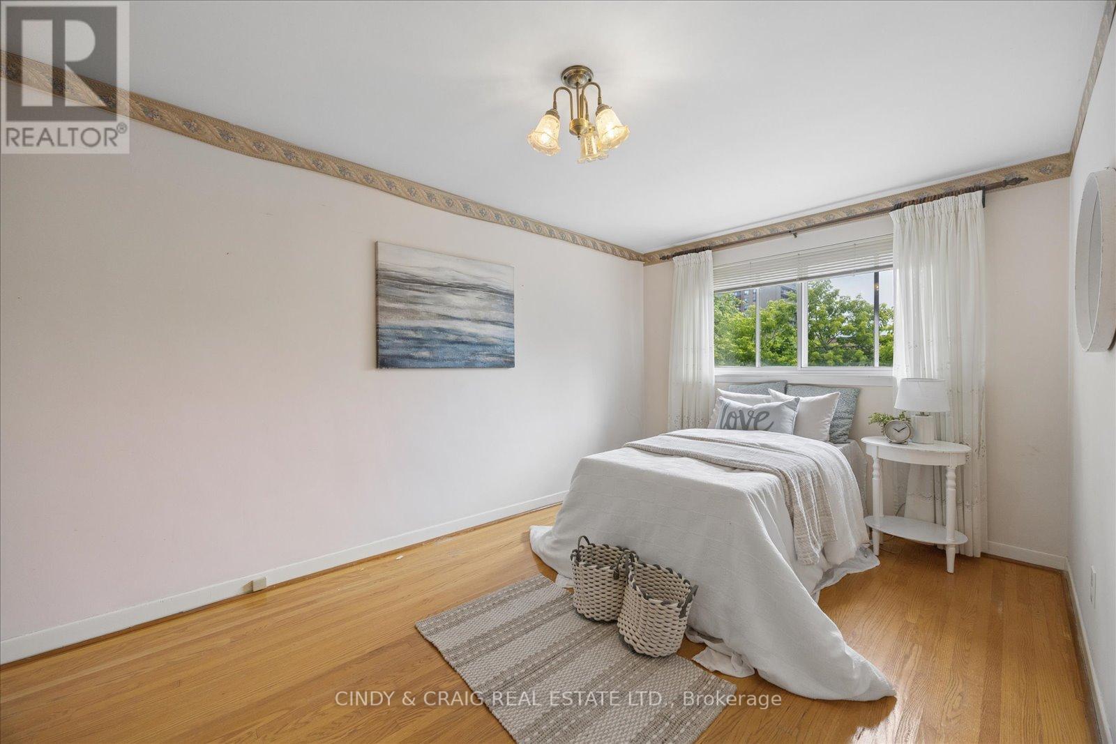 75 Lochleven Drive, Toronto, Ontario  M1M 2E9 - Photo 10 - E13617466
