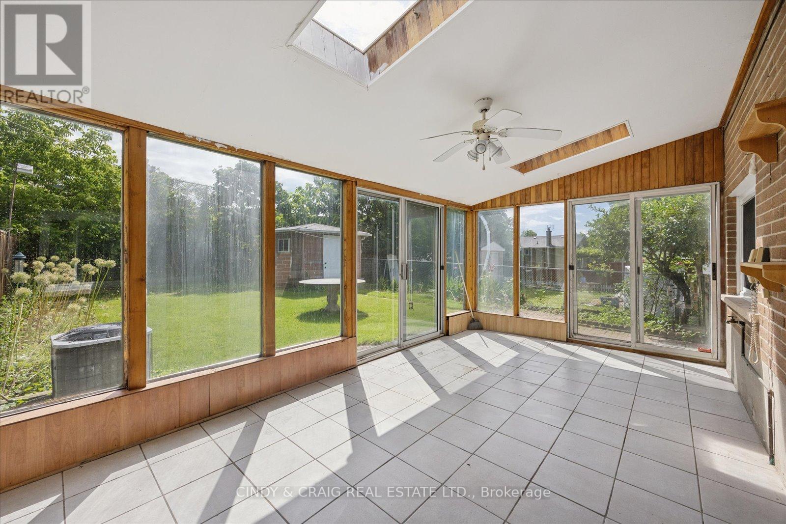 75 Lochleven Drive, Toronto, Ontario  M1M 2E9 - Photo 18 - E13617466