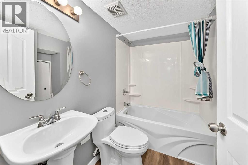 50 Royal Birch Terrace Nw, Calgary, Alberta  T3G 5N7 - Photo 32 - A2323769