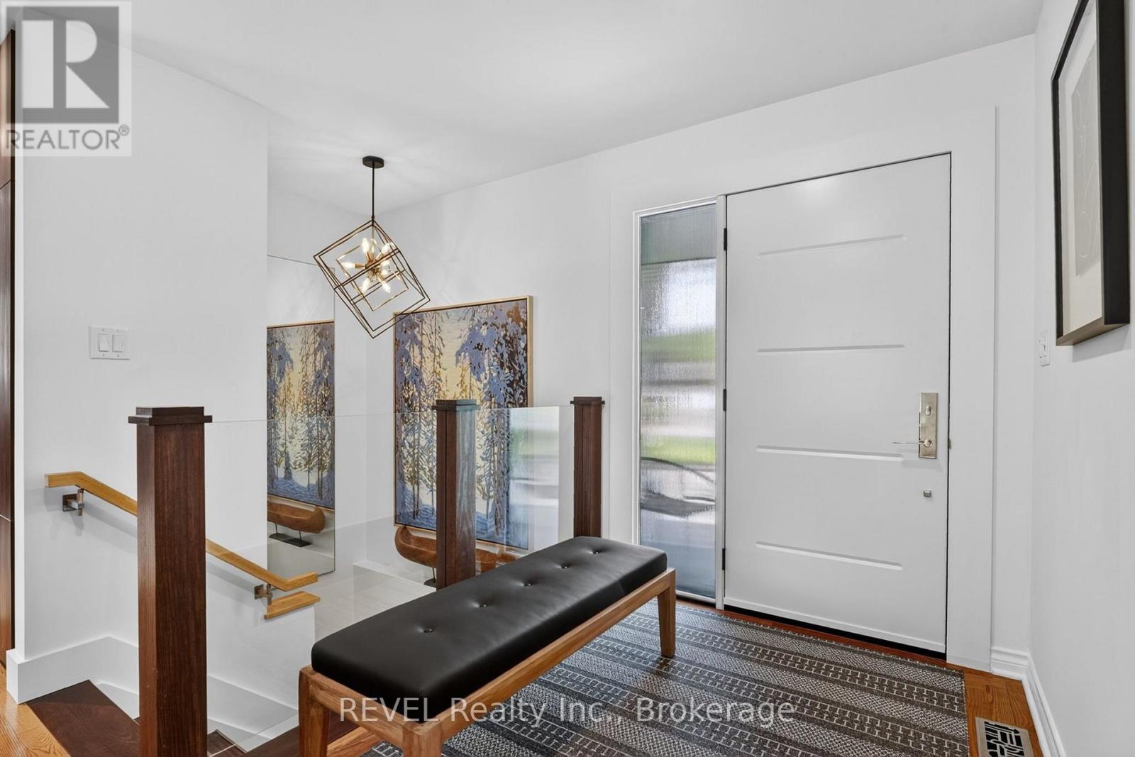 16 Confederation Drive, Niagara-On-The-Lake, Ontario  L0S 1J0 - Photo 5 - X13617448