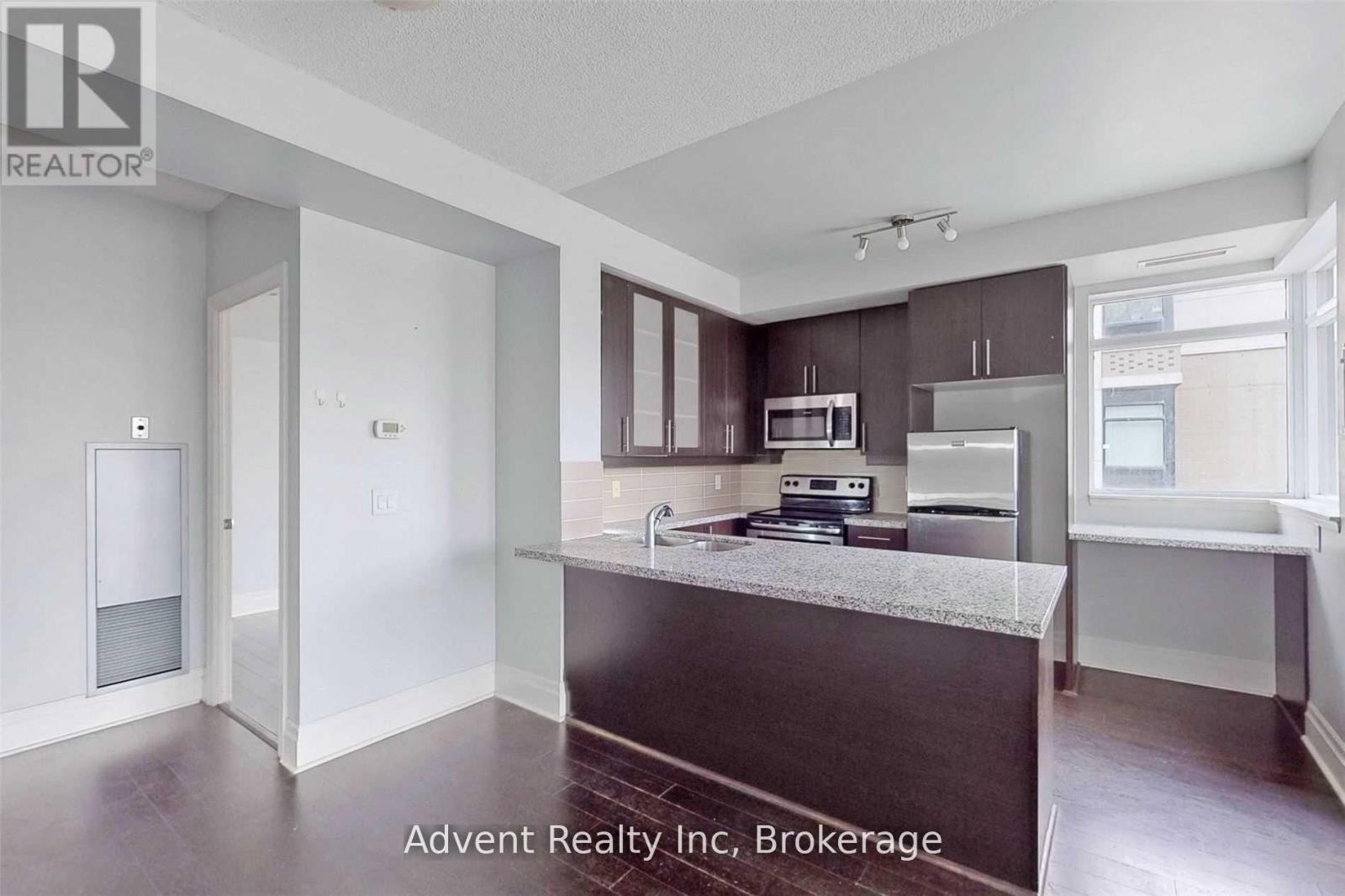 505 - 131 Upper Duke Crescent, Markham, Ontario  L6G 0C9 - Photo 2 - N13617396