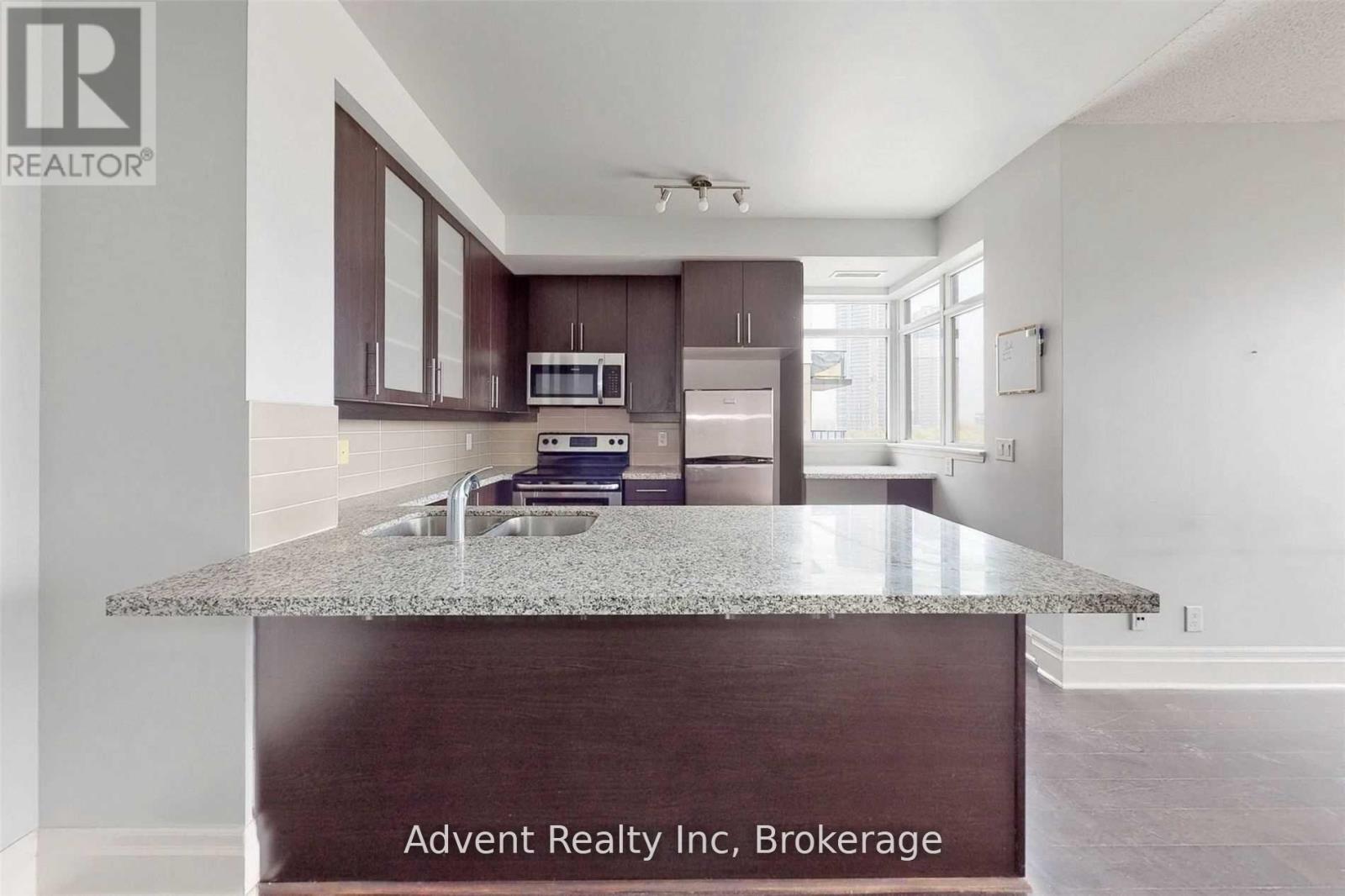 505 - 131 Upper Duke Crescent, Markham, Ontario  L6G 0C9 - Photo 4 - N13617396