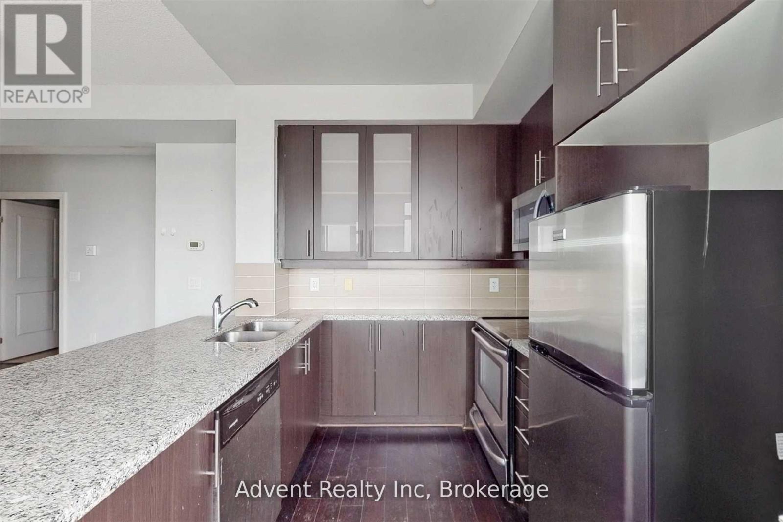 505 - 131 Upper Duke Crescent, Markham, Ontario  L6G 0C9 - Photo 5 - N13617396