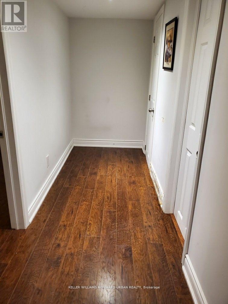 Lower - 343 Ranee Avenue, Toronto, Ontario  M6A 1N9 - Photo 9 - W13617340