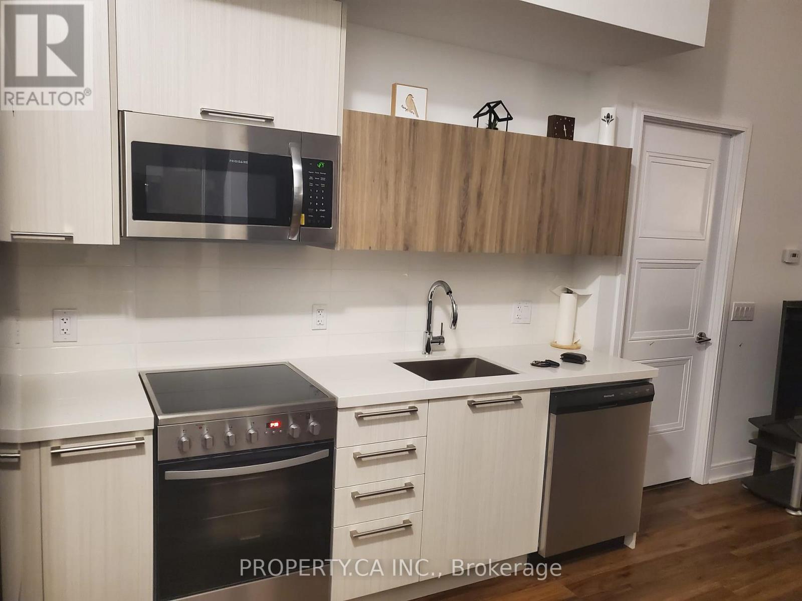 104 - 25 Neighbourhood Lane, Toronto, Ontario M9Y 0C4 - Photo 2 - W13617374