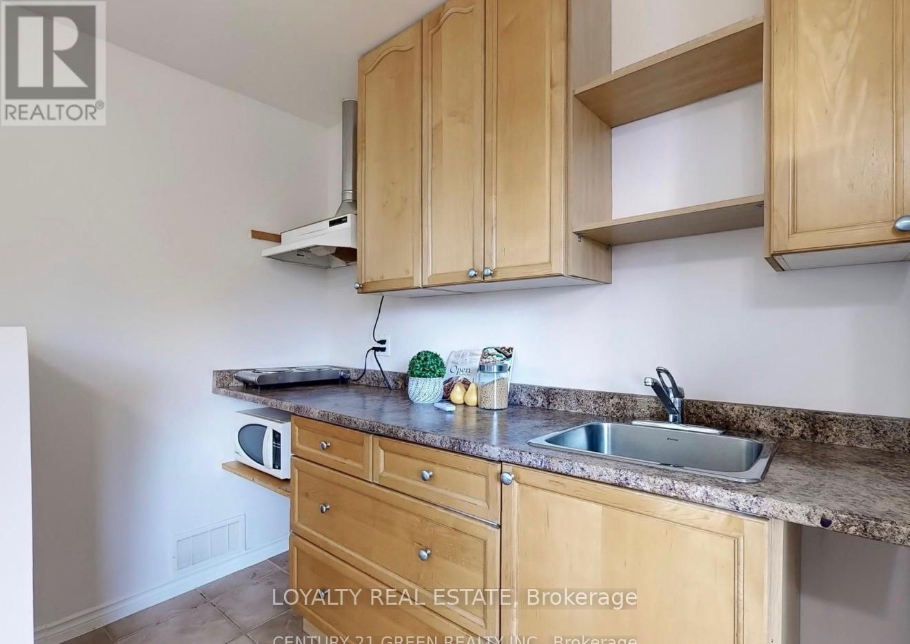 1 - 4 Mcmurchy Avenue S, Brampton, Ontario L6Y 1X9 - Photo 20 - W13617554