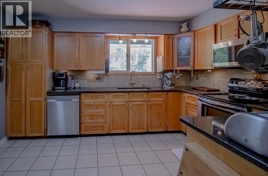 12015 Sowchea Road, Fort St. James, British Columbia  V0J 1P0 - Photo 3 - R3150446