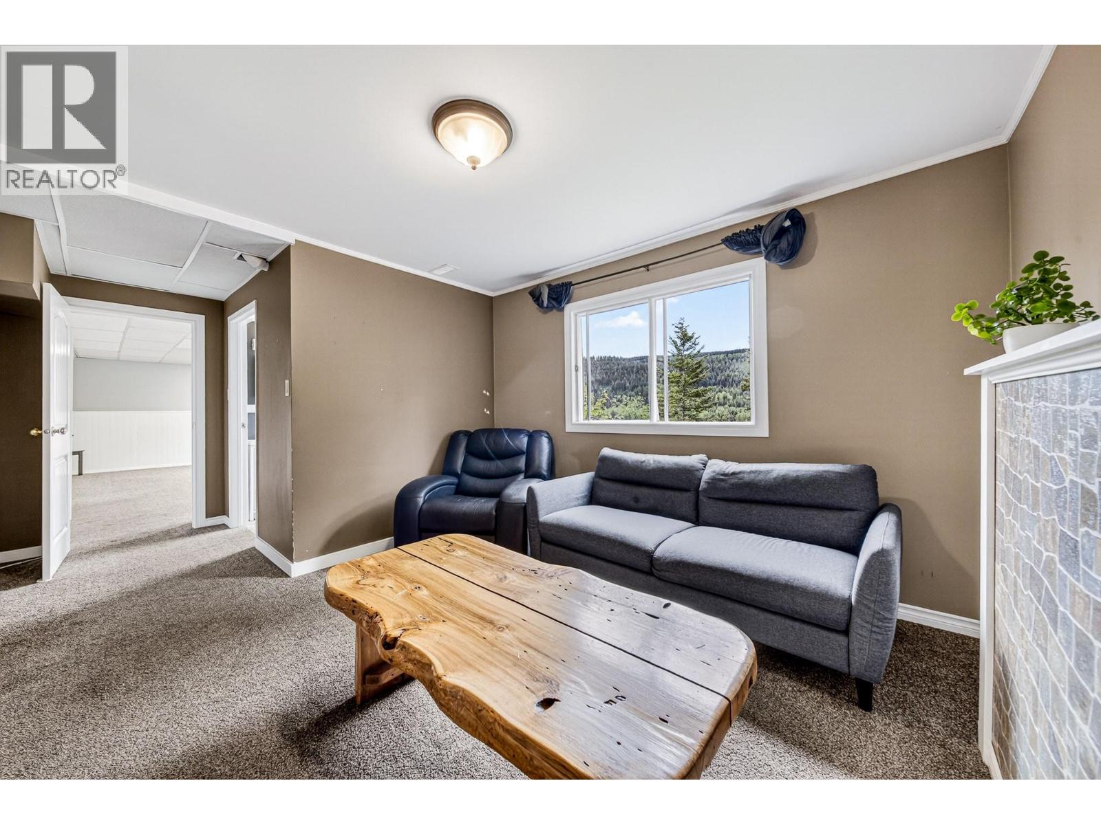 910 Alpine Way, Elkford, British Columbia  V0B 1H0 - Photo 46 - 10389724