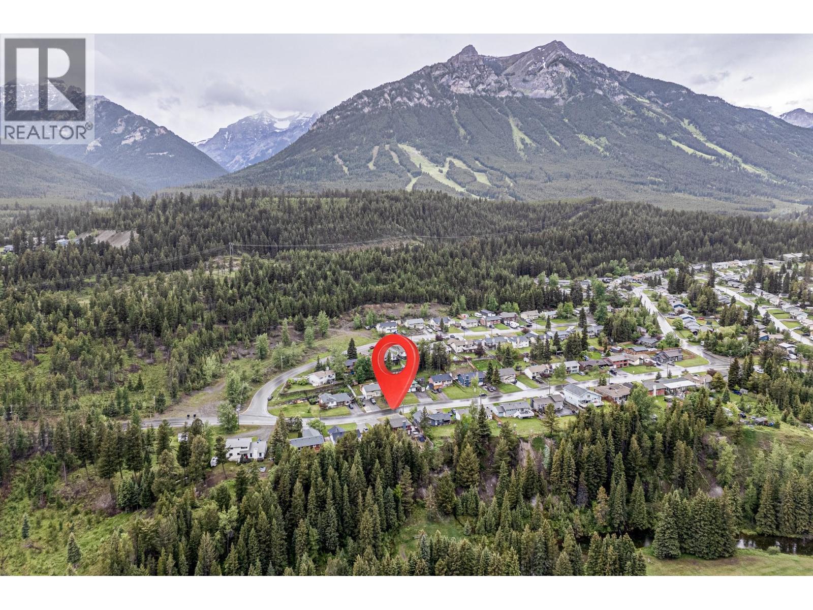 910 Alpine Way, Elkford, British Columbia  V0B 1H0 - Photo 83 - 10389724