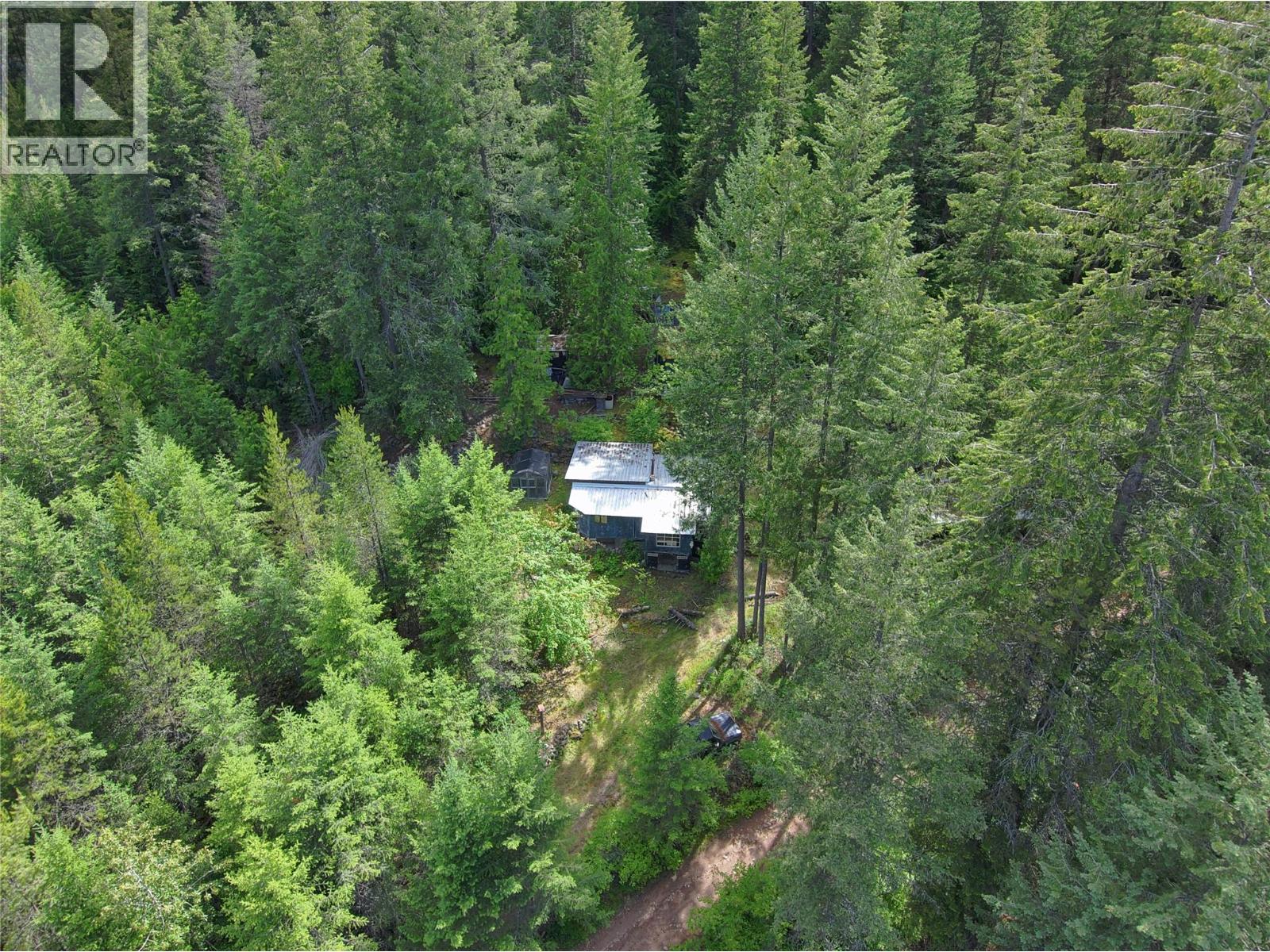 648 Lower Arrow Lake Road, Renata, British Columbia  V1N 4V8 - Photo 17 - 10391760
