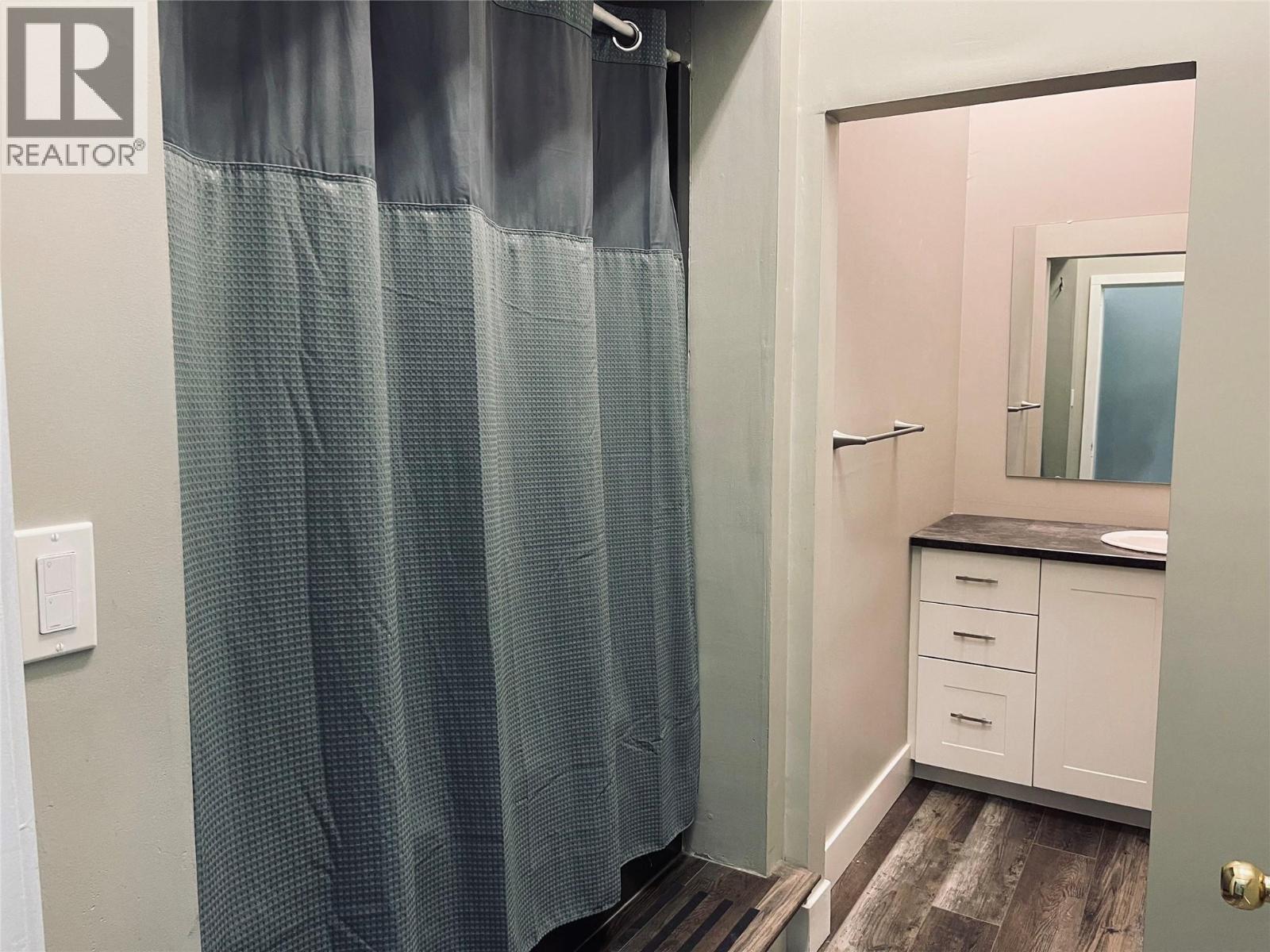 5201 26 Street, Vernon, British Columbia  V1T 8G4 - Photo 12 - 10361718