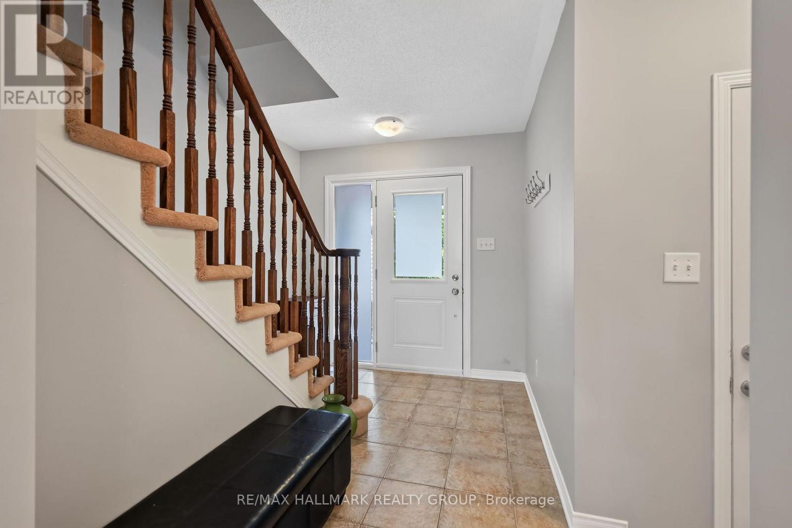 316 Aldworth Private, Ottawa, Ontario  K2S 0M9 - Photo 3 - X13617580