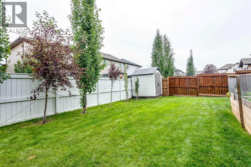 42 Kingsland Place SE, Airdrie, Alberta  T4A 0C7 - Photo 38 - A2327233