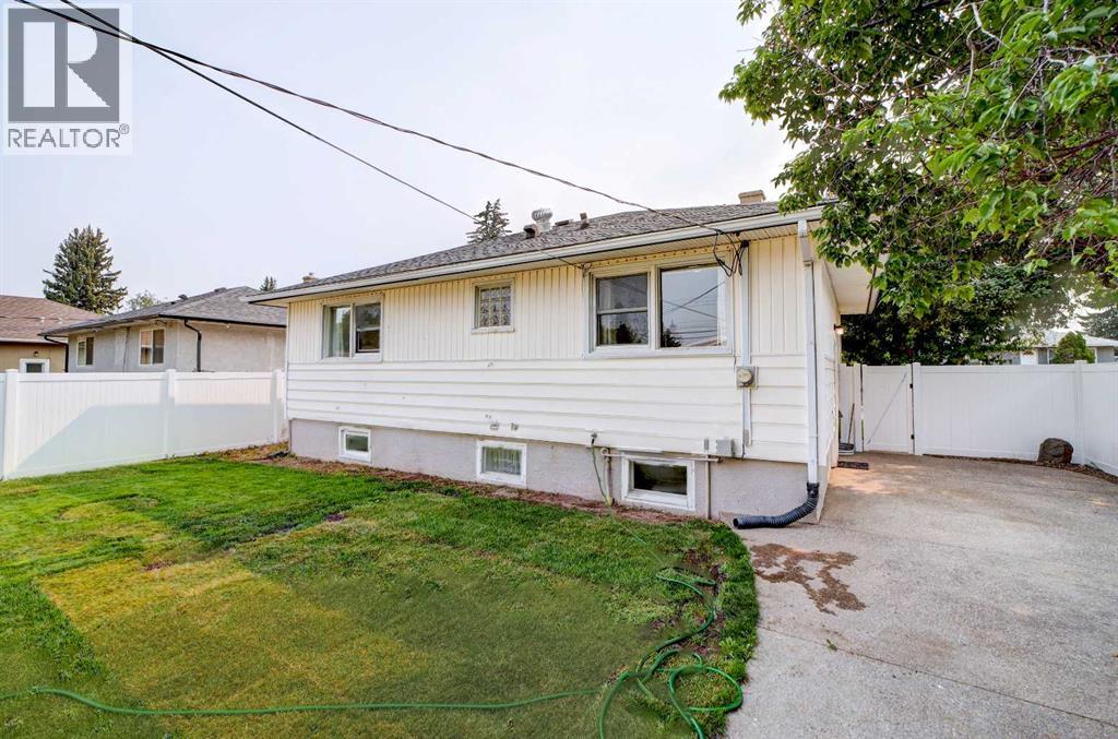 518 10 Street N, Lethbridge, Alberta  T1H 2C8 - Photo 38 - A2331336
