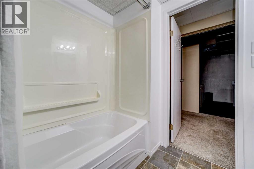 518 10 Street N, Lethbridge, Alberta  T1H 2C8 - Photo 24 - A2331336