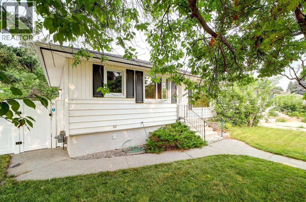 518 10 Street N, Lethbridge, Alberta  T1H 2C8 - Photo 4 - A2331336