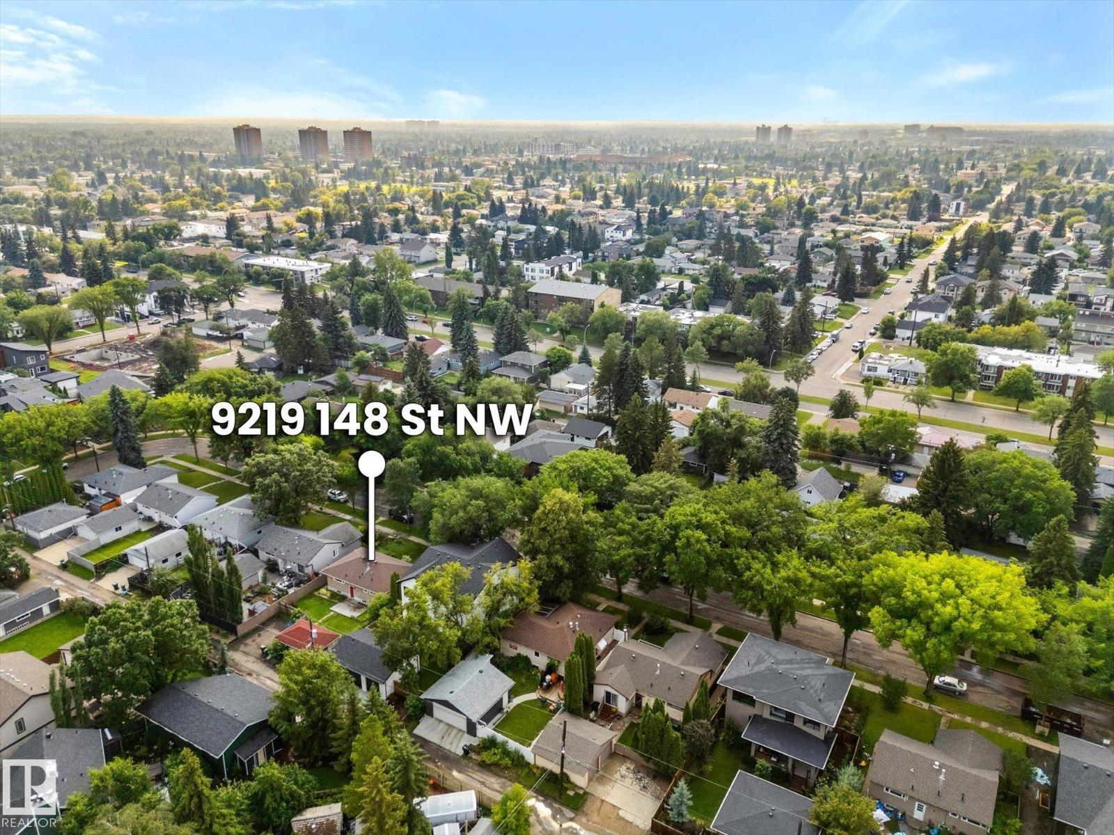9219 148 St NW, Edmonton, Alberta  T5R 1A4 - Photo 2 - E4501182