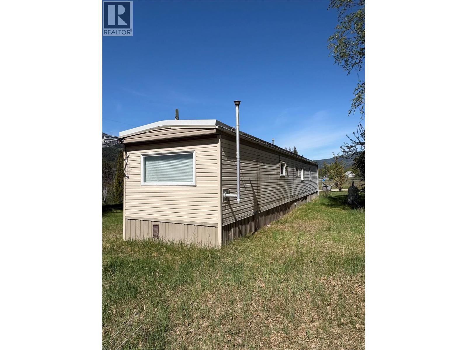 3164 Vavenby Bridge Road, Vavenby, British Columbia  V0E 3A0 - Photo 11 - 10359117