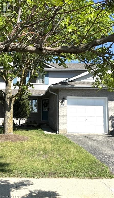 395 KINGSCOURT Drive Unit# 4, Waterloo, Ontario