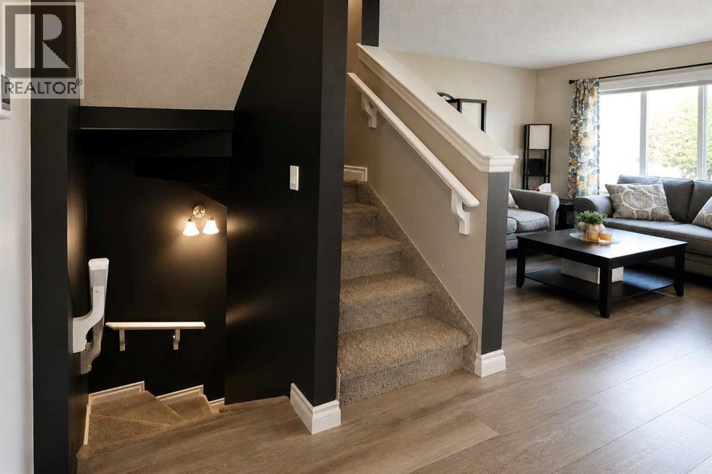 44 Carlson Place, Red Deer, Alberta  T4P 0M3 - Photo 3 - A2327143